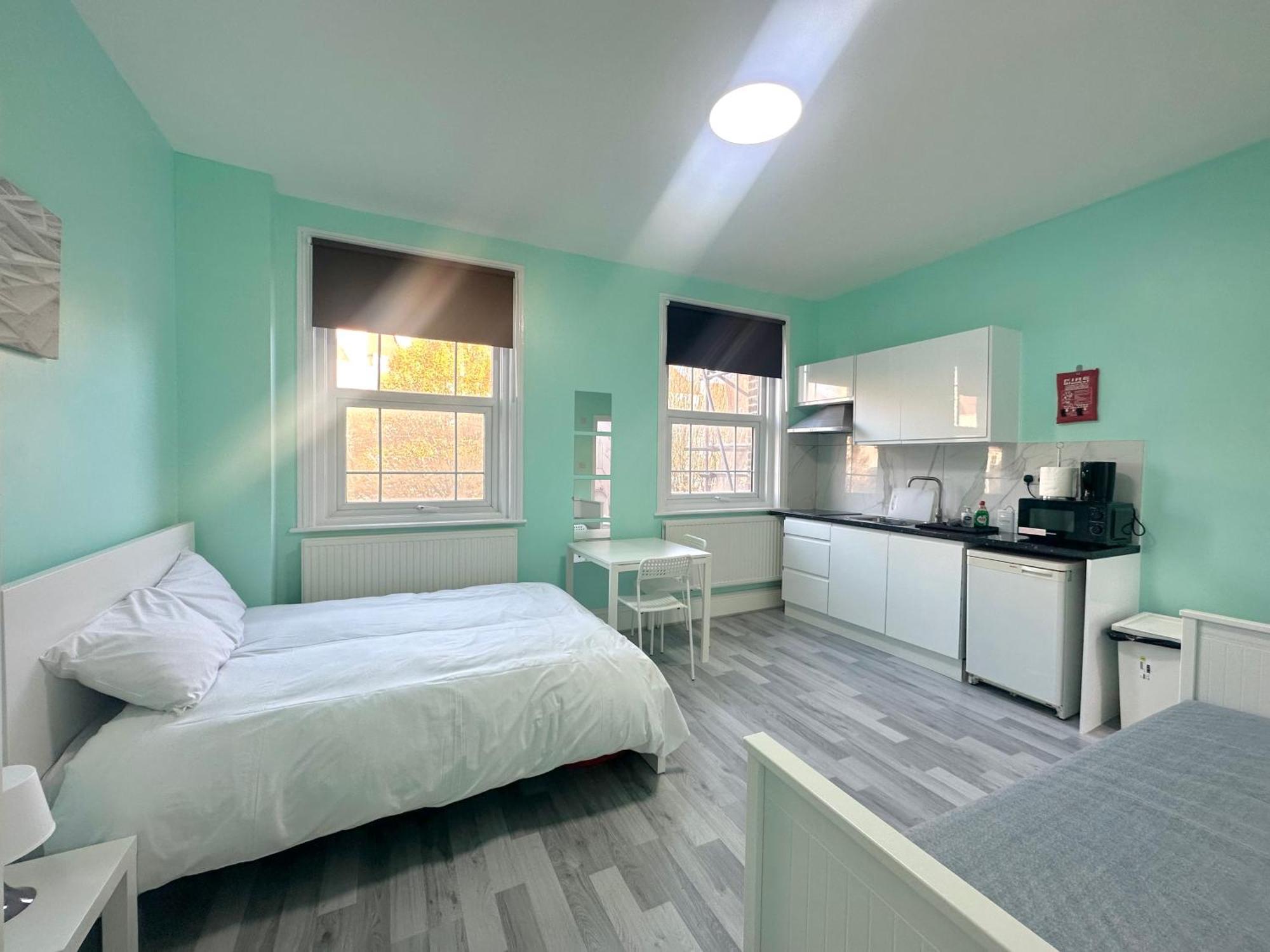 The Little Guest House Londra Esterno foto